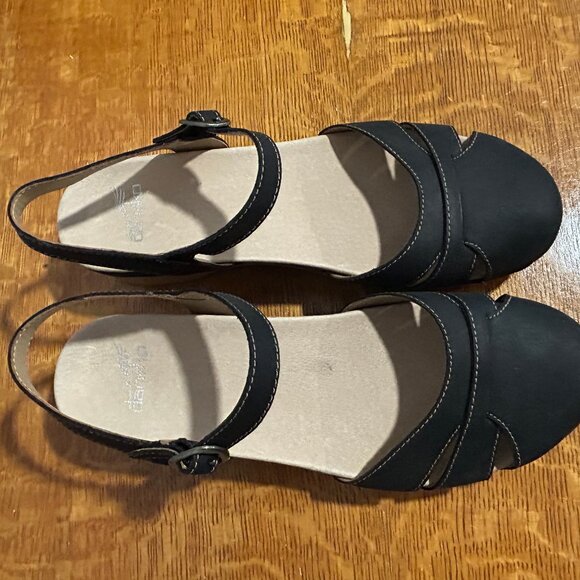 NWOB Dansko ankle strap clog 40 - Picture 5 of 7